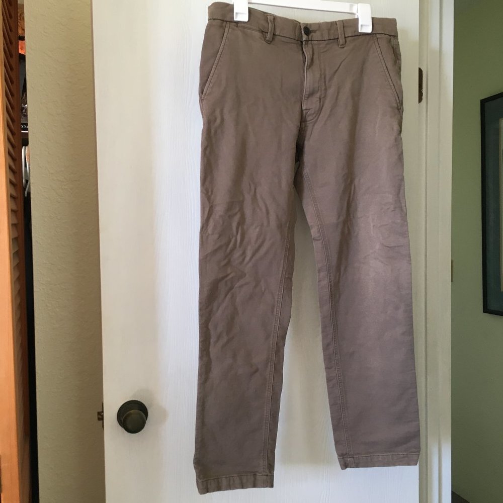 Mark and Spencer M&S collection slim stretch pants. Size 34 x 31.